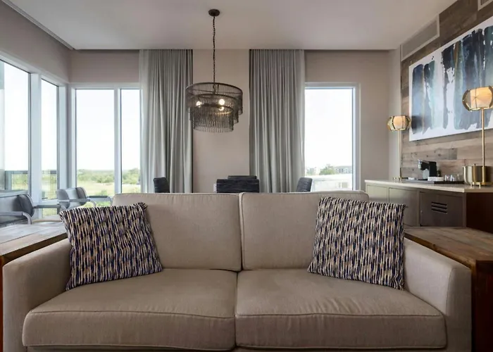 The Stella Hotel, Autograph Collection